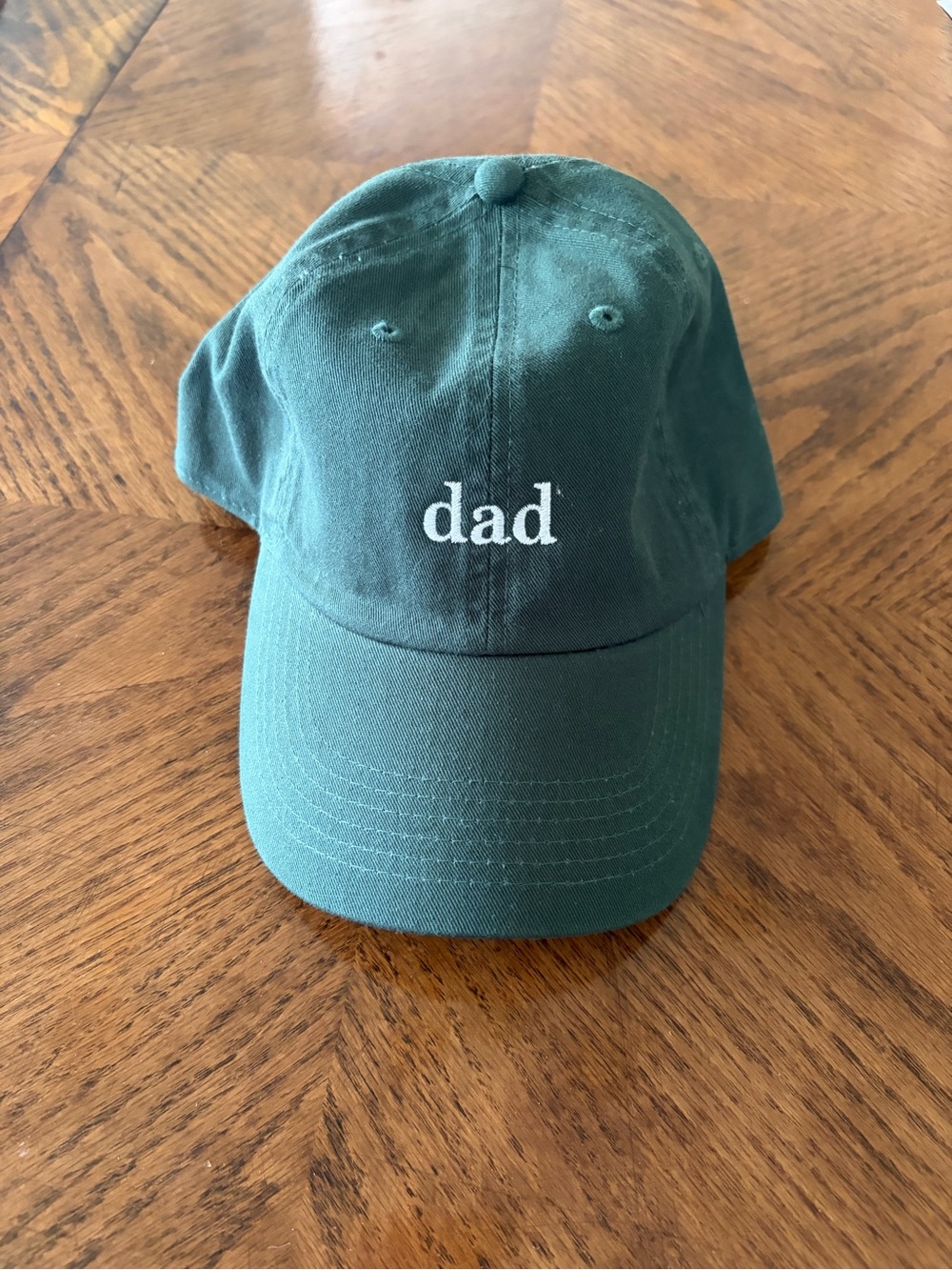 Green "dad" Embroidered Baseball Cap